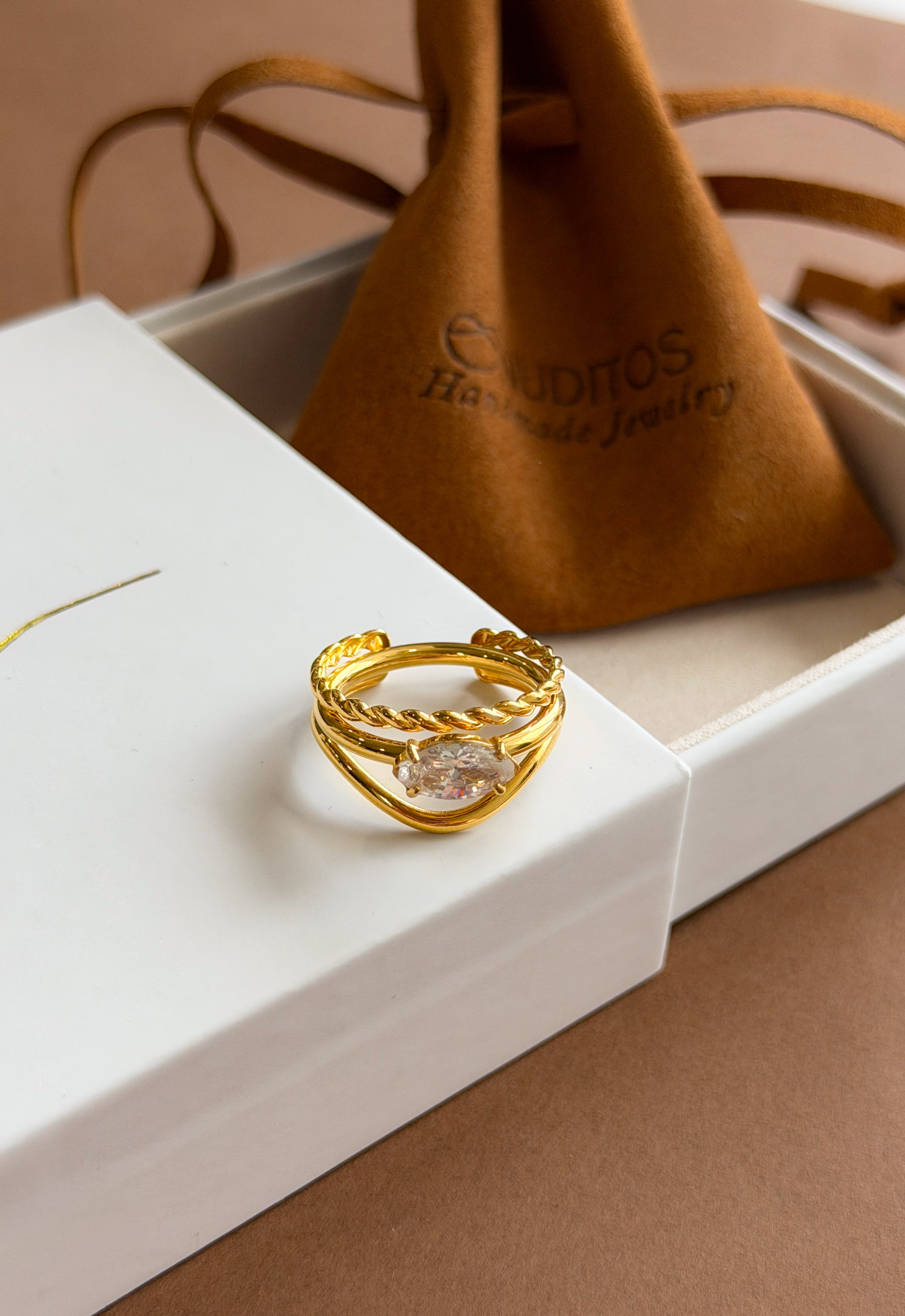 Crystal Gaze Ring
