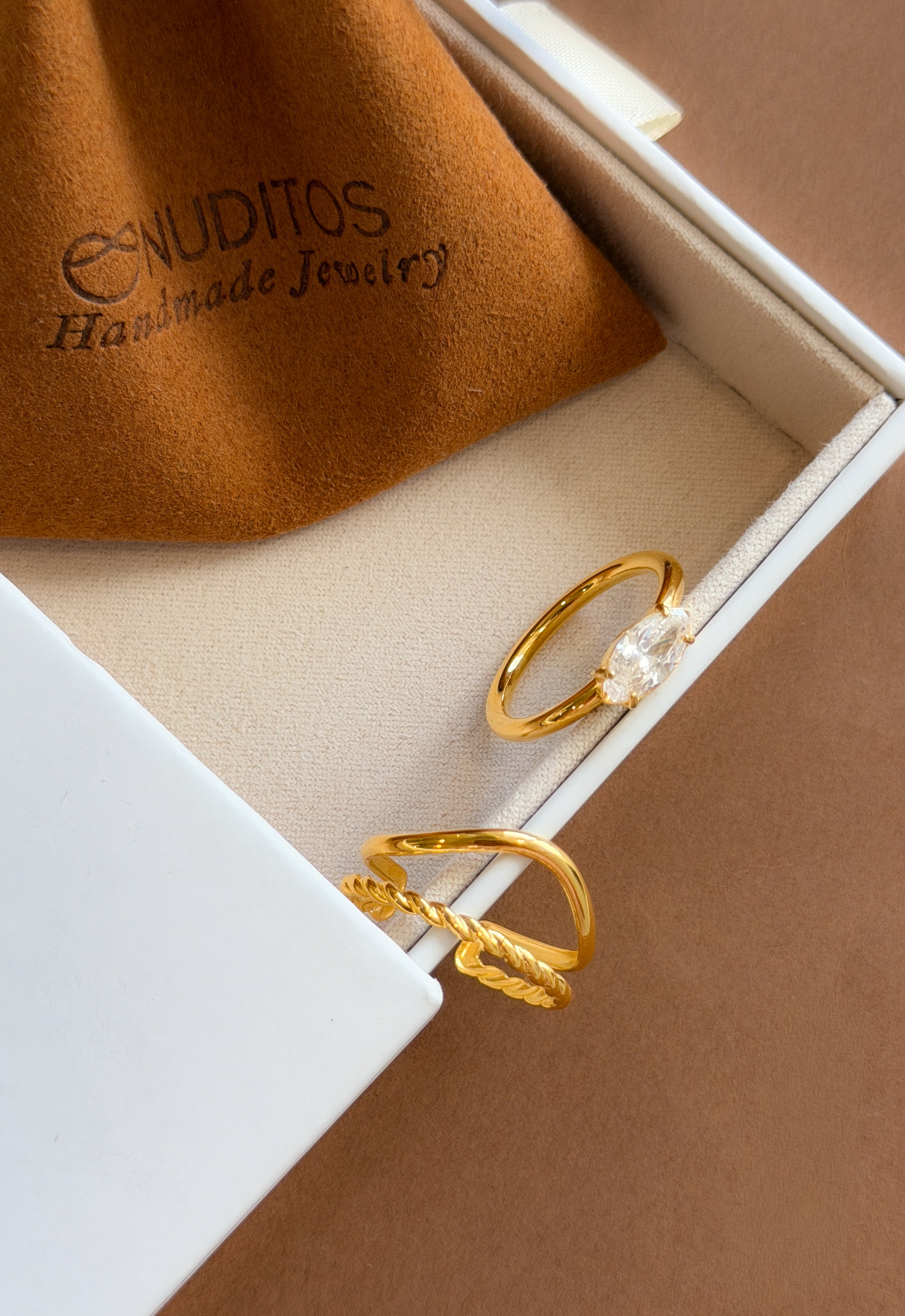 Crystal Gaze Ring