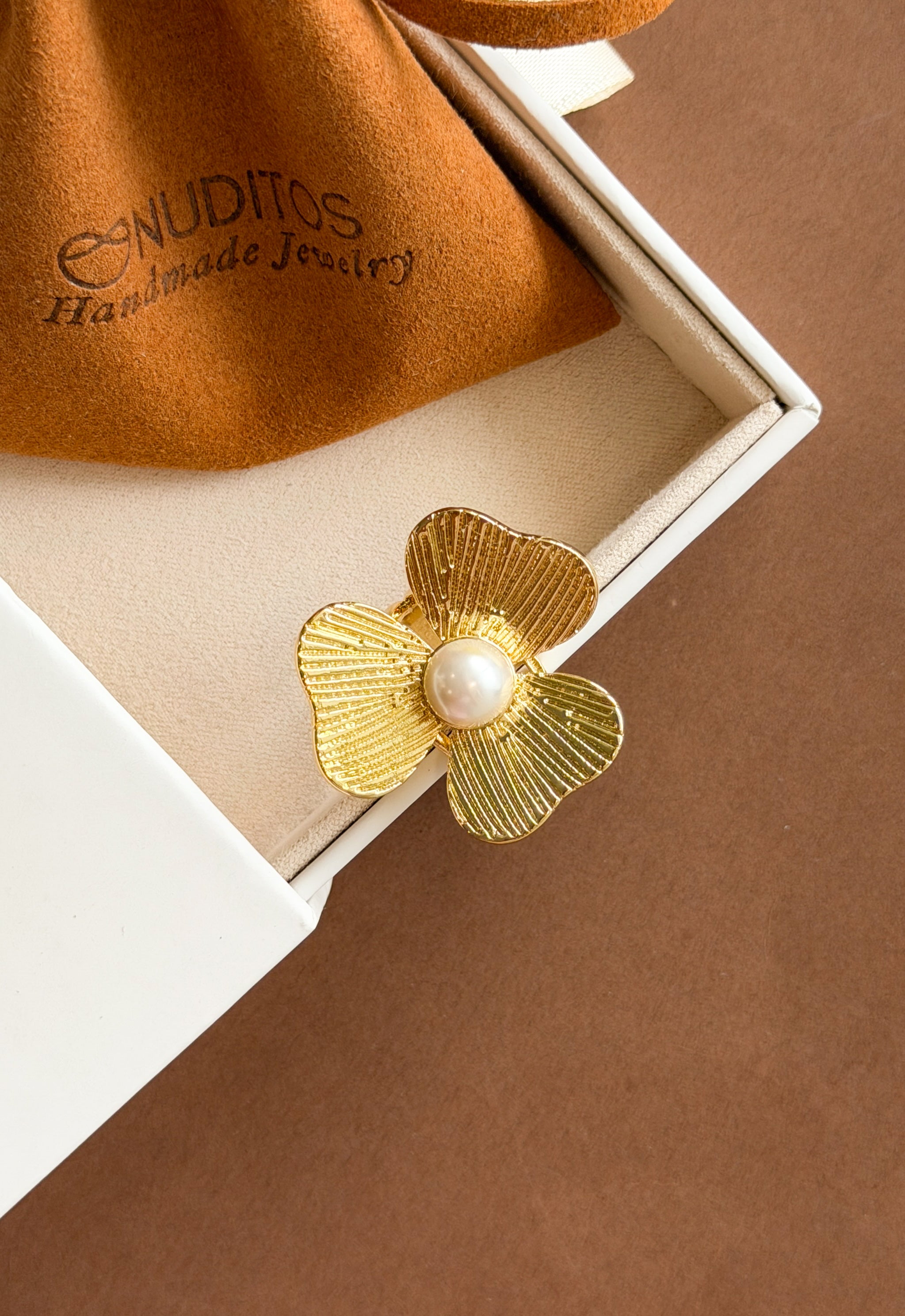 Lindsey Blom Ring